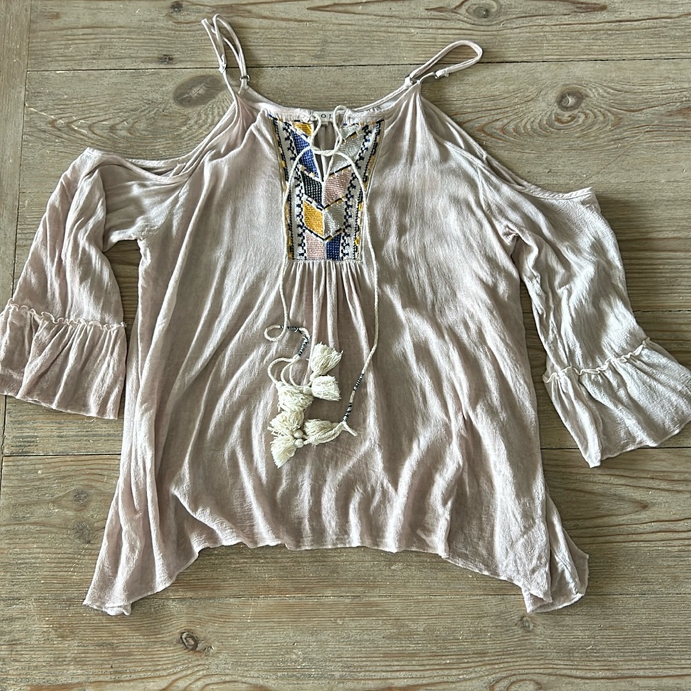 POL Embroidered Tassel Tie Women’s Shirt
